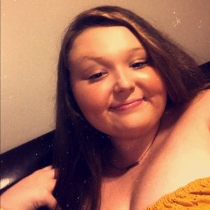 Meet your Posher, Michaela